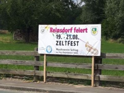 Banner Reinsdorf feiert.jpg